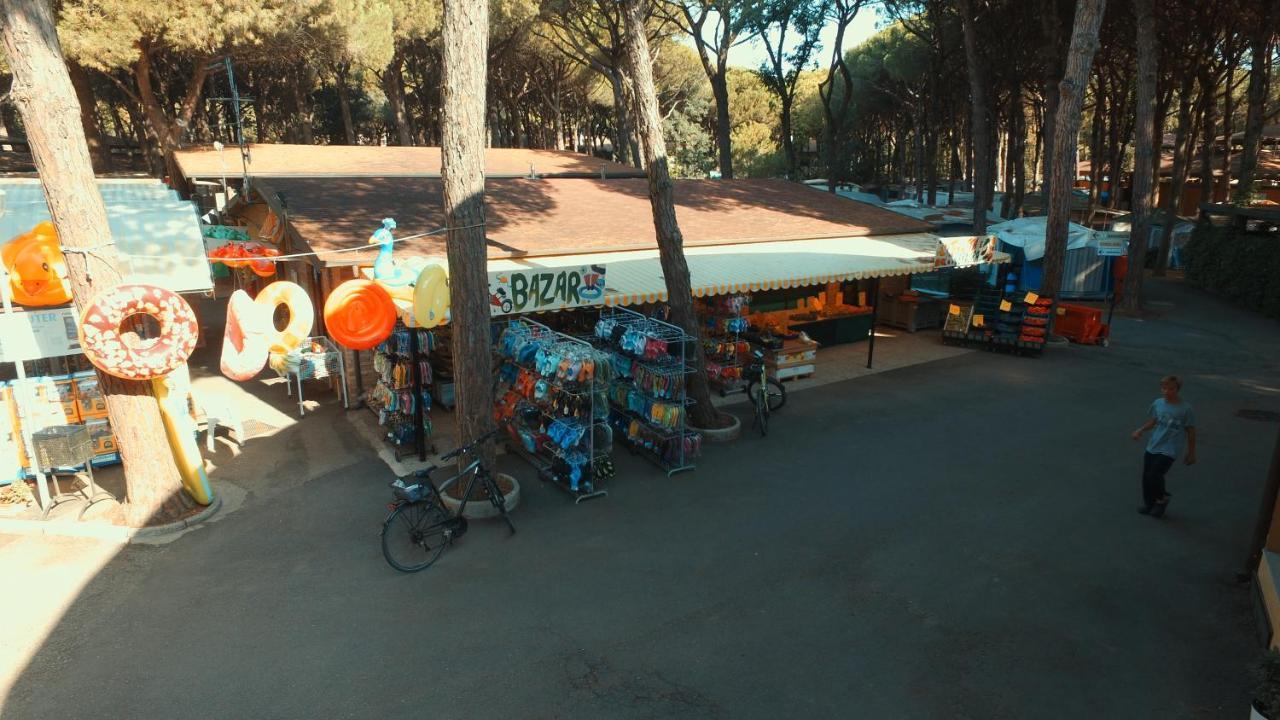 Camping Mare E Pineta Lido di Spina Bagian luar foto
